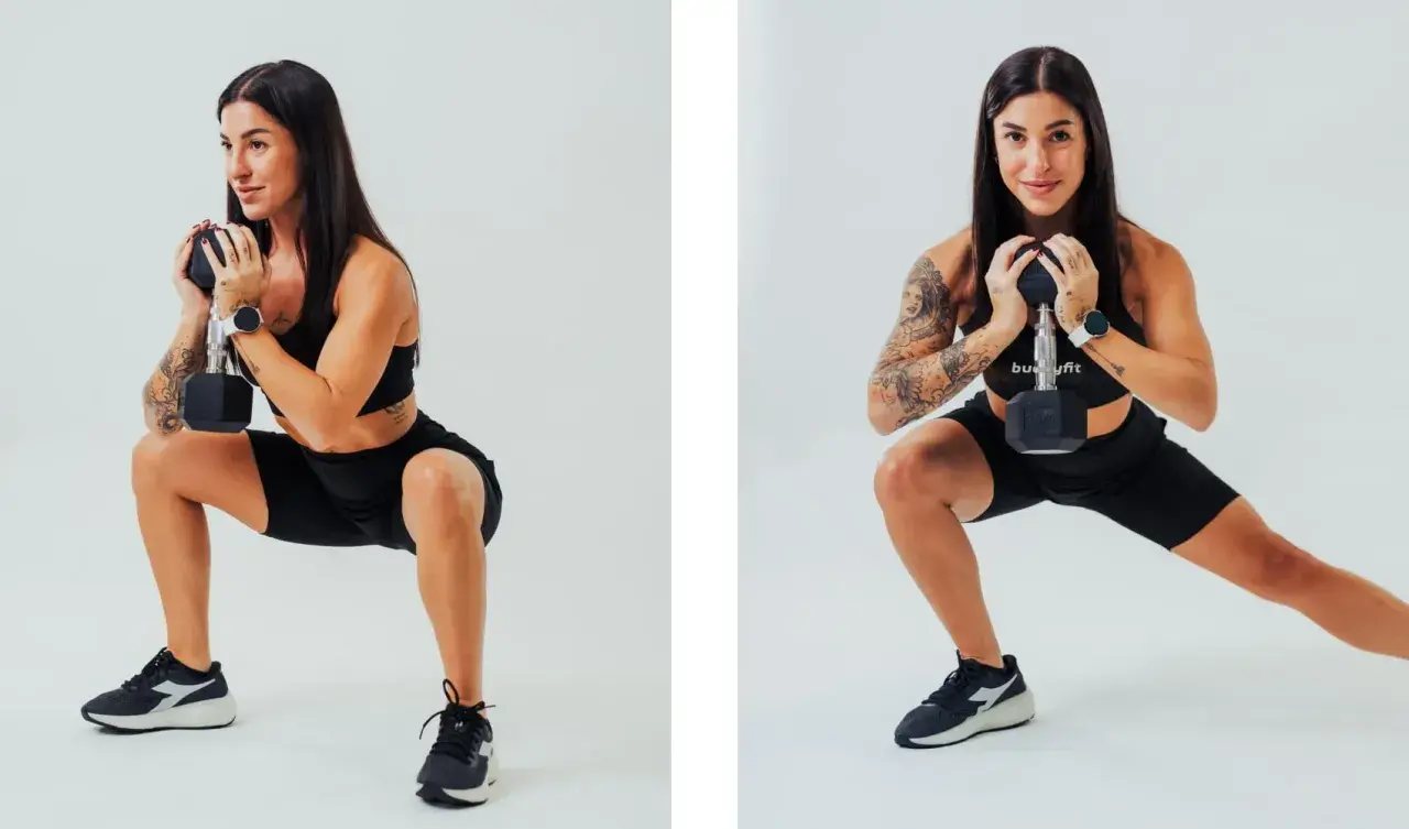 Donna esegue esercizi gambe con manubrio: squat e affondo laterale.